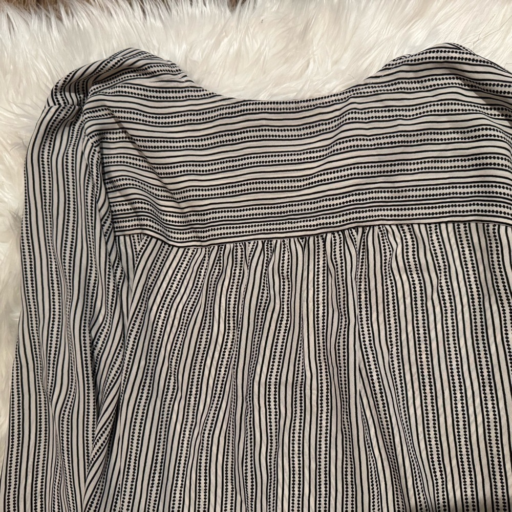 Max Studio Women Large Black White Striped Wrap Surplice Blouse - Picture 6 of 6